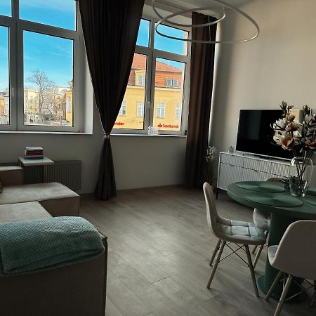 Loft Przy Placu Niepodleglosci Apartment Jelenia Gora Ngoại thất bức ảnh