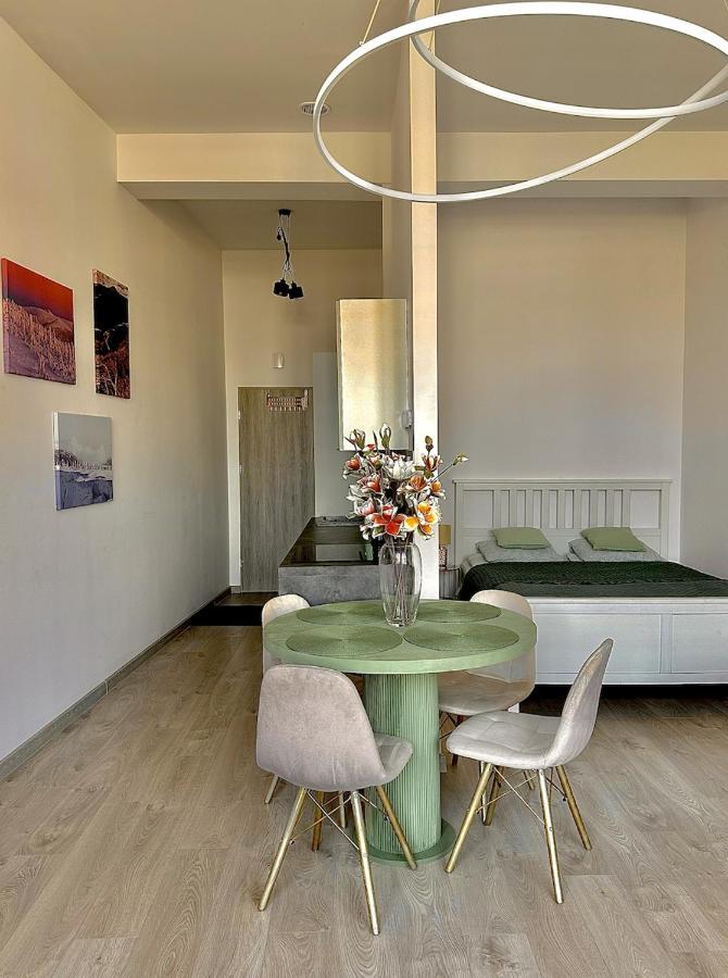 Loft Przy Placu Niepodleglosci Apartment Jelenia Gora Ngoại thất bức ảnh